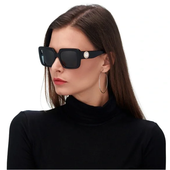 Authentic Versace Eyewear with case and lens cloth Versace | Accessories | Authentic Versace Mod 364 Medusa  main image 3